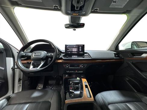 Used 2022 Audi Q5 2.0T Premium w/ Convenience Package AWD/4WD image 13