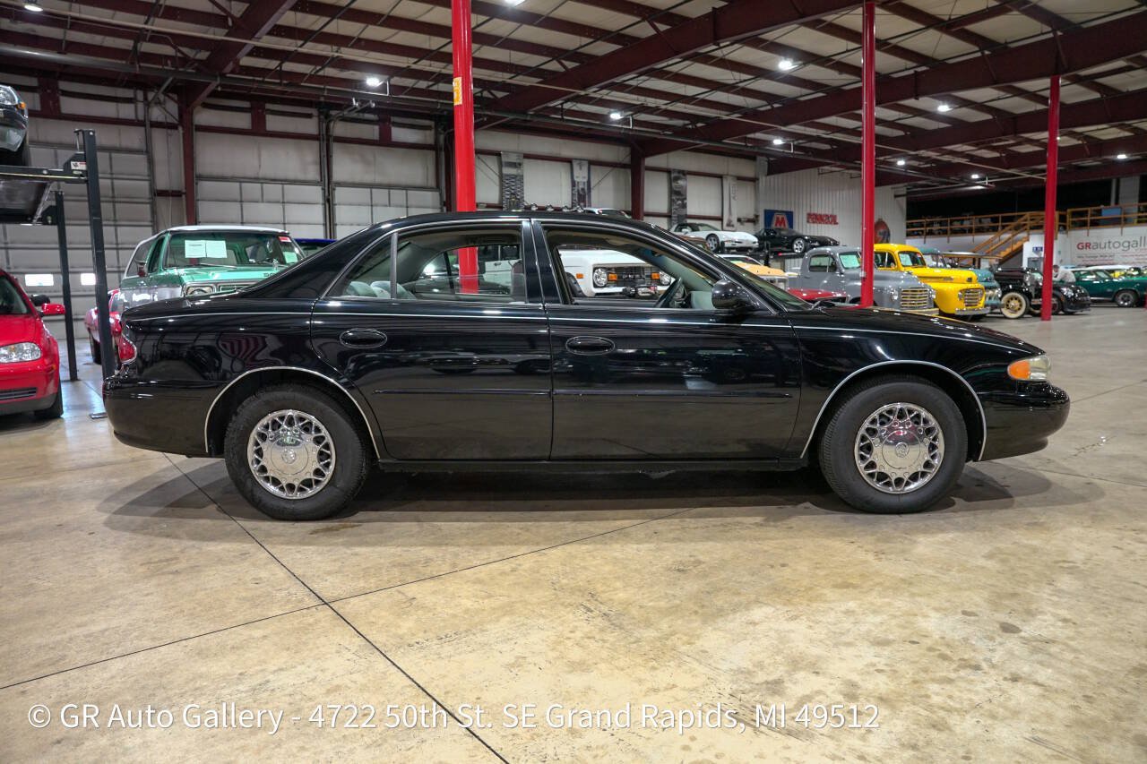 Used 2004 Buick Century Custom FWD image 10