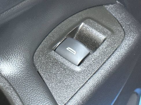 Certified 2024 Chevrolet Equinox LT AWD/4WD image 30