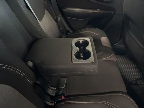 Used 2014 Jeep Cherokee Altitude w/ Cold Weather Group image 28