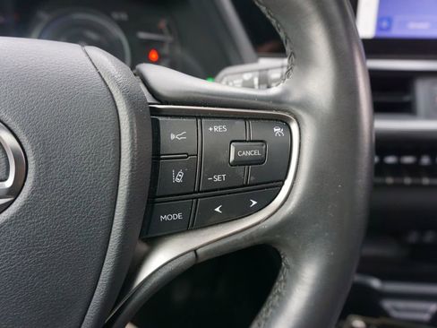 Used 2024 Lexus UX 250h FWD w/ Premium Package image 9