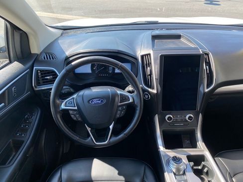Used 2024 Ford Edge SEL image 17