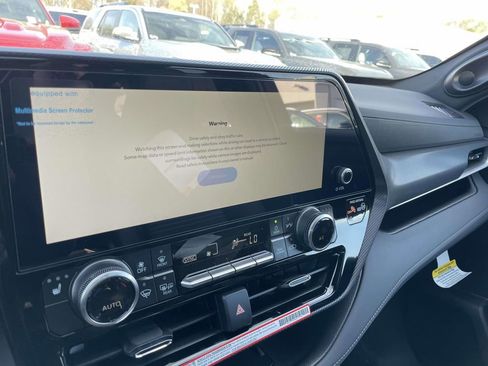 New 2026 Toyota Highlander XSE image 39