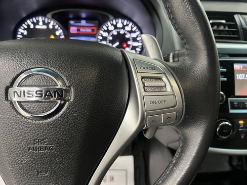 Used 2017 Nissan Altima 2.5 SR w/ Midnight Edition Package image 28