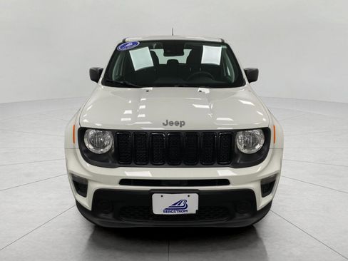 Used 2023 Jeep Renegade Latitude AWD/4WD image 10