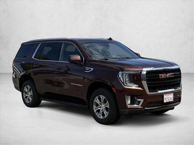 Used 2022 GMC Yukon SLE w/ Gmc Pro Safety Plus Package RWD image 3