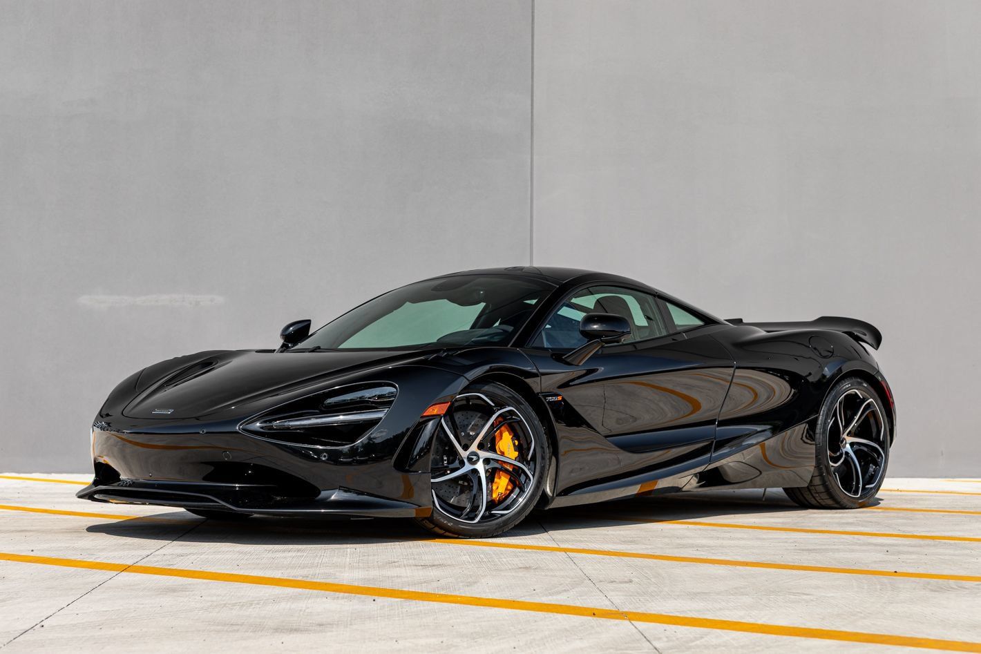 Used 2024 McLaren 750S RWD image 8