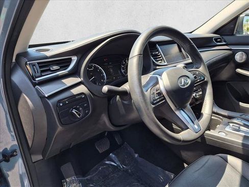 Used 2023 INFINITI QX50 Luxe FWD image 10