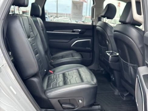 Used 2022 Kia Telluride SX w/ SX Prestige Package AWD/4WD image 28