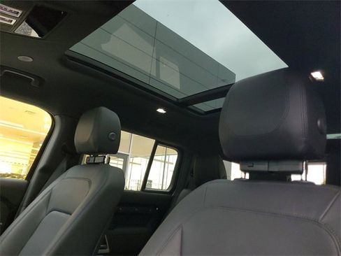 Certified 2023 Land Rover Defender 130 SE image 19