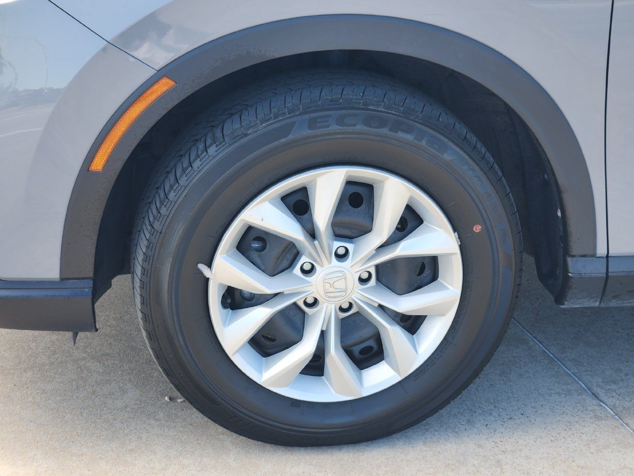 Used 2024 Honda CR-V LX image 11