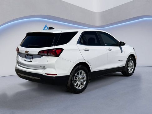 Used 2024 Chevrolet Equinox LT AWD/4WD image 5