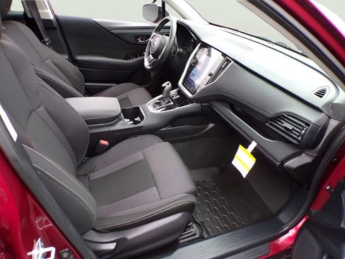 Used 2022 Subaru Outback Premium image 15
