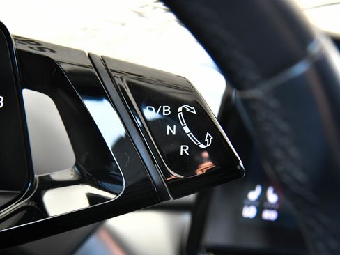 Used 2021 Volkswagen ID.4 Pro image 29