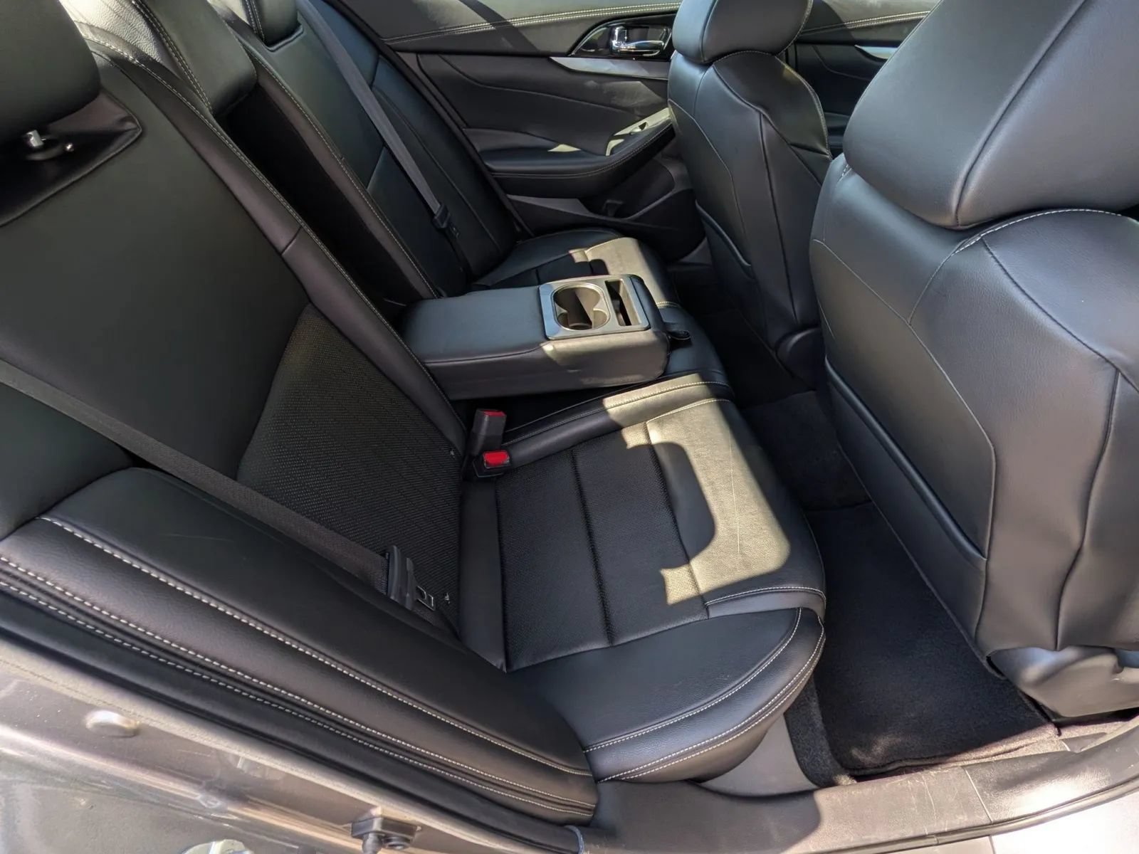 Used 2021 Nissan Maxima 3.5 SV w/ Floor Mat Group FWD image 14