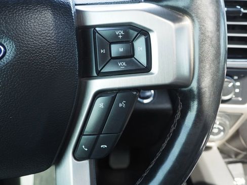 Used 2019 Ford F150 Platinum w/ Equipment Group 701A Luxury image 29