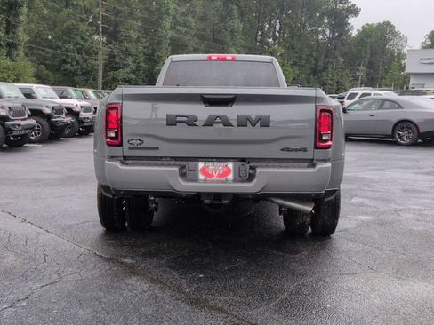 New 2026 RAM 3500 Big Horn AWD/4WD image 4