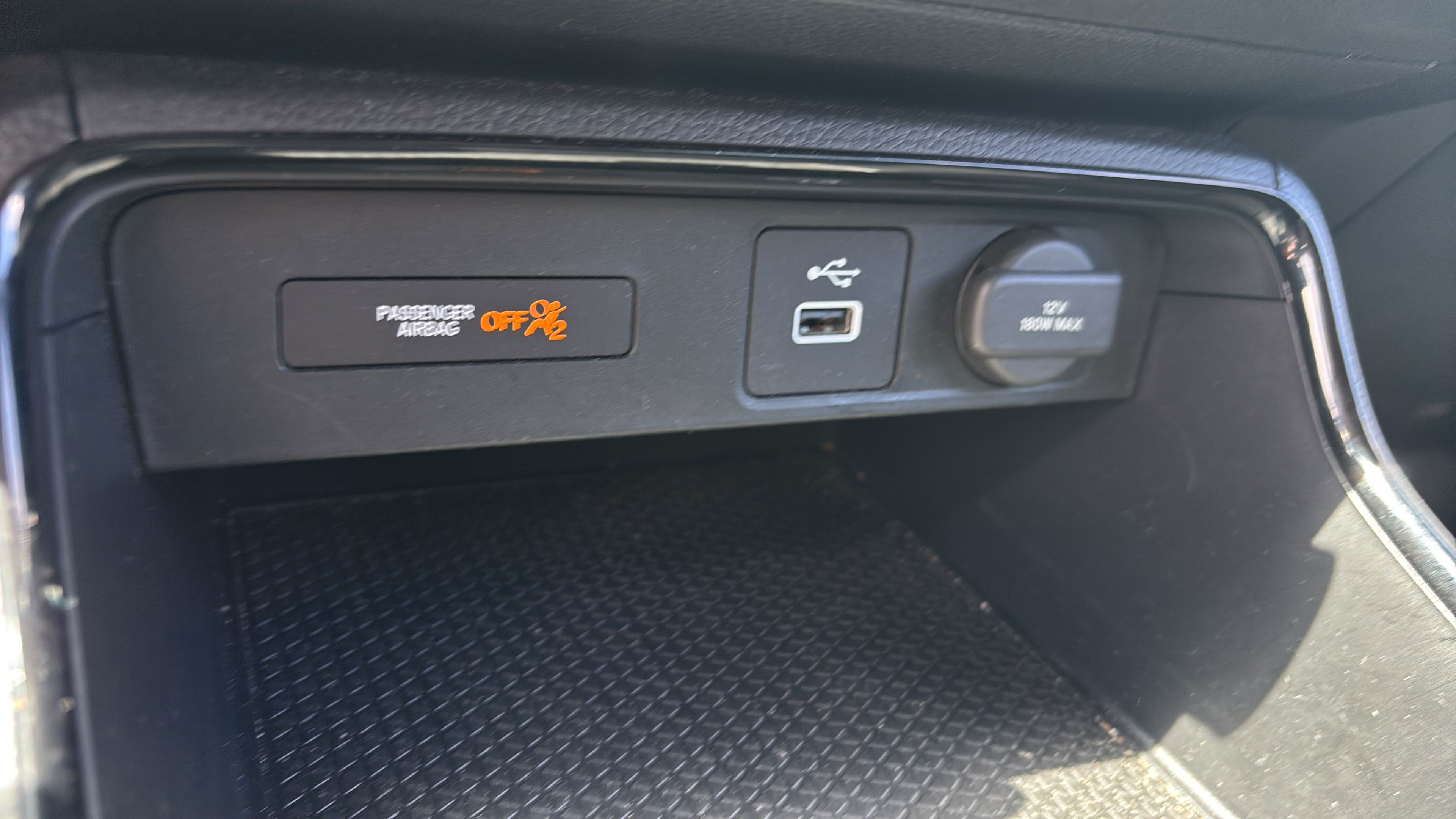 Used 2024 Honda CR-V LX image 19
