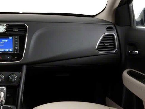 Used 2013 Chrysler 200 Touring w/ S Exterior Appearance Pkg image 13