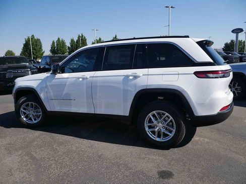 New 2025 Jeep Grand Cherokee Laredo X image 14