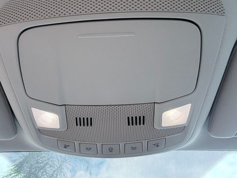 Used 2018 Ford Fusion S FWD image 16