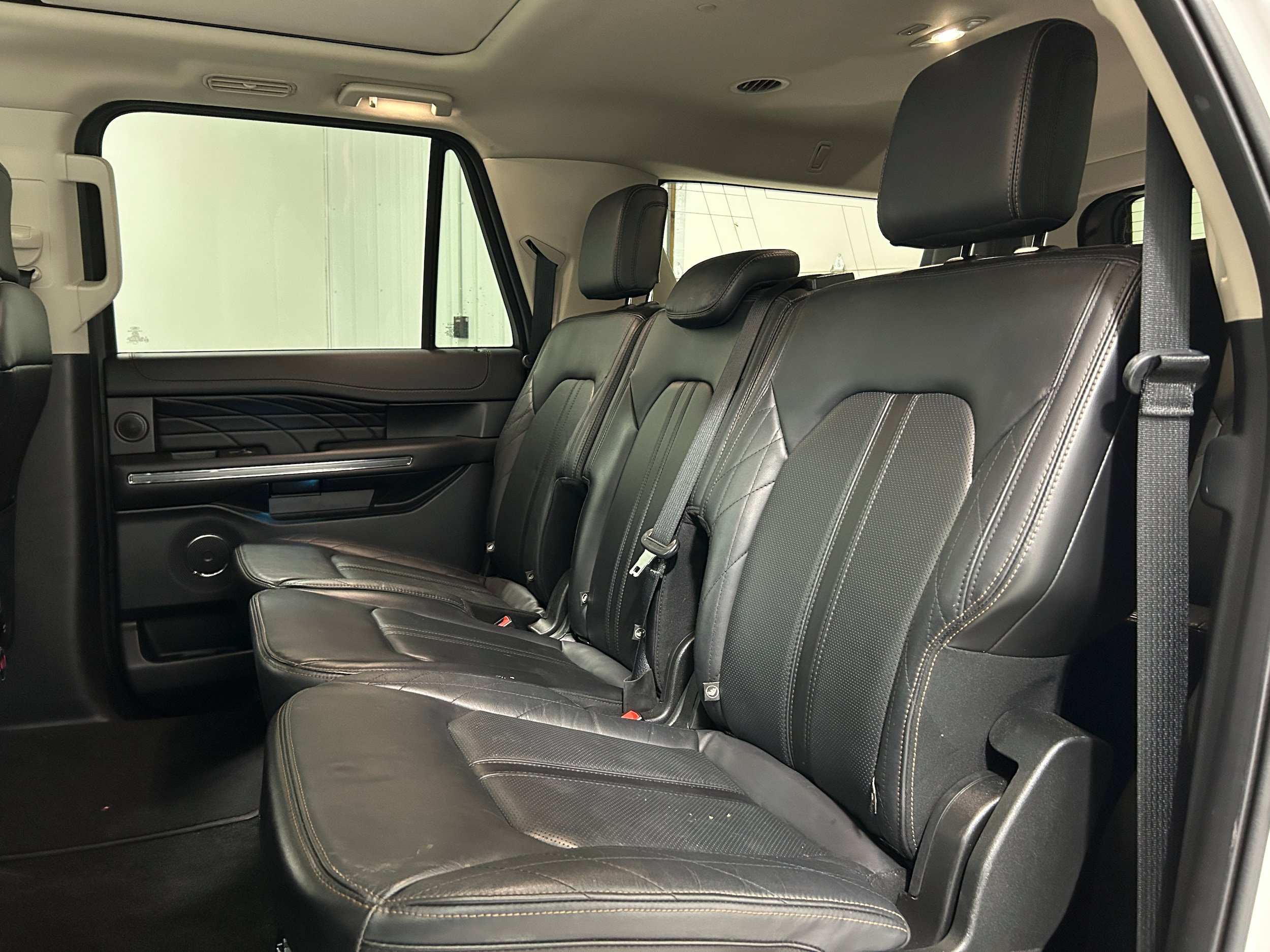 Used 2021 Ford Expedition Max Platinum AWD/4WD image 29