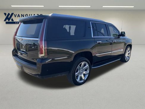 Used 2020 Cadillac Escalade ESV Luxury image 6