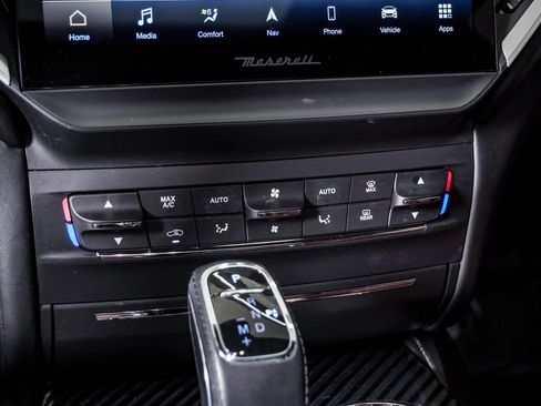 Used 2021 Maserati Ghibli S GranSport RWD image 24