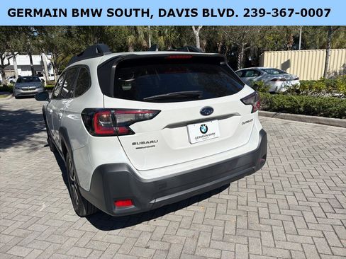 Used 2023 Subaru Outback Premium image 10