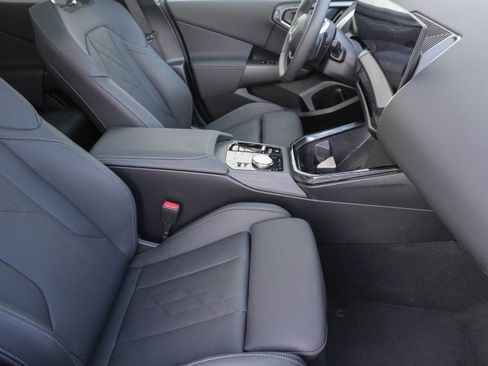 Certified 2025 BMW X3 xDrive30i image 11