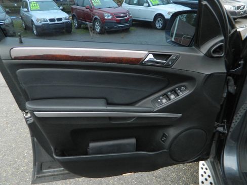 Used 2010 Mercedes-Benz ML 350 BlueTEC 4MATIC image 23