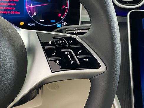 Used 2026 Mercedes-Benz C 300 4MATIC Sedan image 28