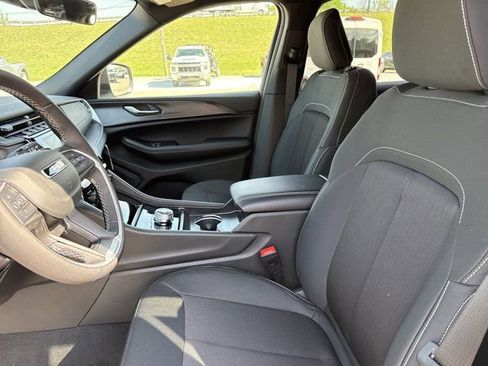 New 2026 Jeep Grand Cherokee L Laredo AWD/4WD image 5