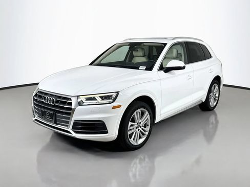 Used 2018 Audi Q5 2.0T Premium Plus w/ Premium Plus Package AWD/4WD image 1