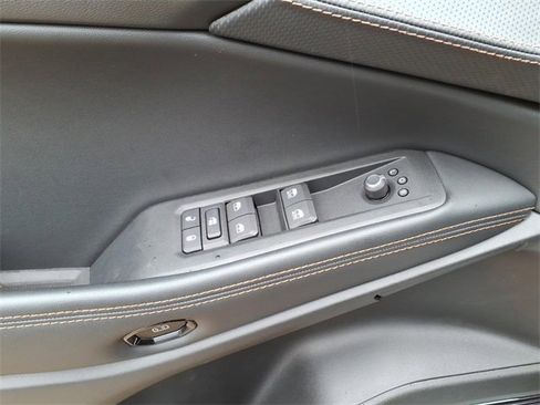 New 2026 Jeep Cherokee Overland image 11