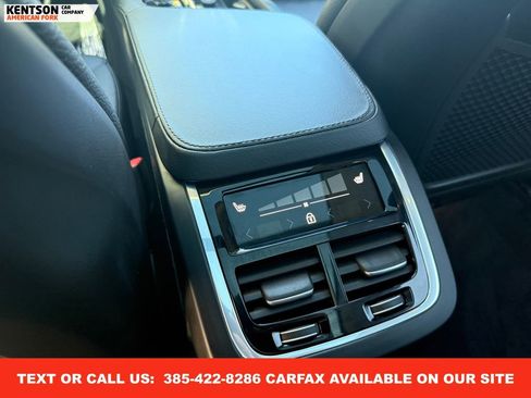 Used 2025 Volvo XC90 B6 Plus image 35