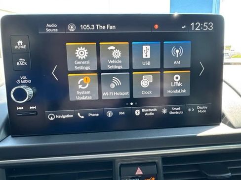 Used 2025 Honda Pilot Touring image 19