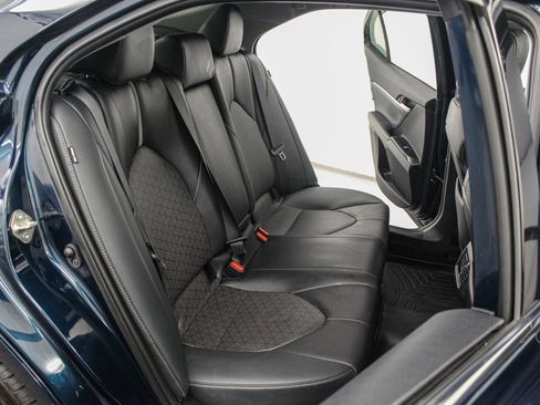 Used 2020 Toyota Camry XSE FWD image 24