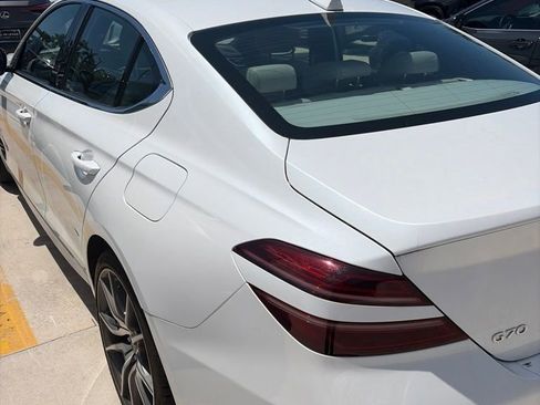 Used 2023 Genesis G70 2.0T RWD image 4