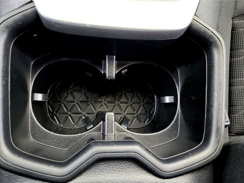 Certified 2022 Toyota RAV4 SE image 45