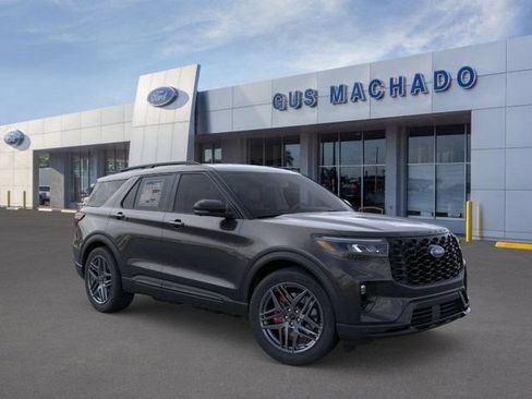 New 2026 Ford Explorer ST RWD image 2