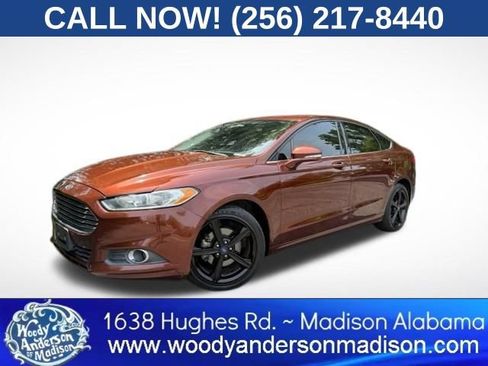 Used 2016 Ford Fusion SE FWD image 1