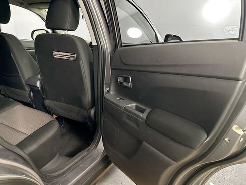 Used 2017 Mitsubishi Outlander Sport ES image 34