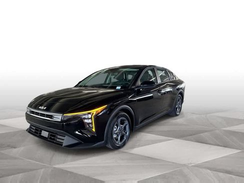 Used 2025 Kia K4 FWD image 4