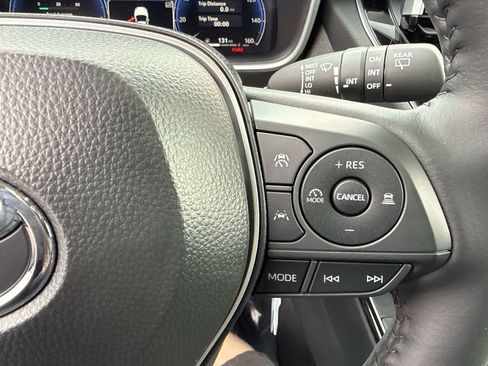 Used 2026 Toyota Corolla Cross XLE w/ Convenience Package image 25