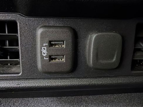 Used 2021 Chevrolet Silverado 1500 LT w/ Bed Protection Package image 29