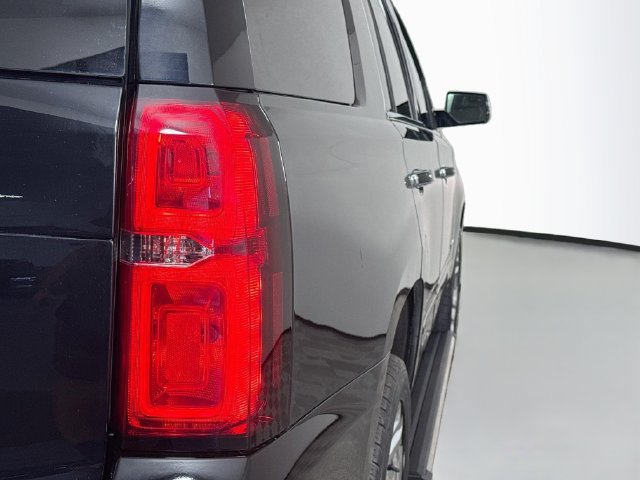 Used 2019 Chevrolet Tahoe Premier w/ Premier Plus Edition AWD/4WD image 33