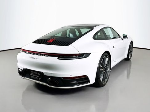 Certified 2024 Porsche 911 Carrera image 9