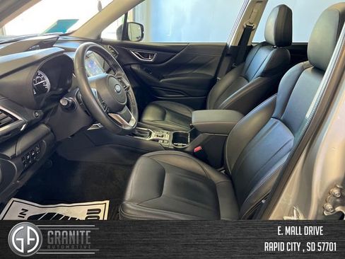 Used 2024 Subaru Forester Touring w/ Convenience Package image 15