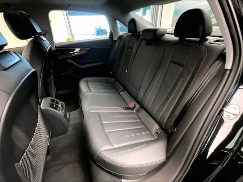 Used 2023 Audi A4 2.0T Premium w/ Convenience Package image 21
